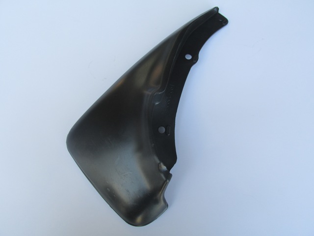 TOYOTA-COROLLA--AE92--88/92;-FRONT-MUDGUARD-LH