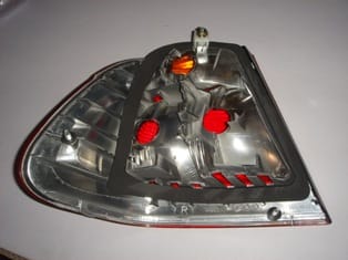 BMW 3 SERI- E46- SD- 98/01; DIS STOP LAMBASI SAG KIRMIZI/ÜSTÜ SARI (TYC)