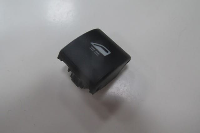 BMW 3 SERI- E46- SD- 98/01; ÖN/ARKA CAM DÜĞME BUTONU SAĞ/SOL AYNI (ADET)