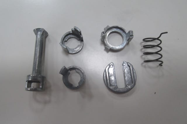 BMW 3 SERI- E46- SD/COUPE- 98/05; ÖN/ARKA KAPI KİLİTLEME BUTONU SET (6 PARÇA)