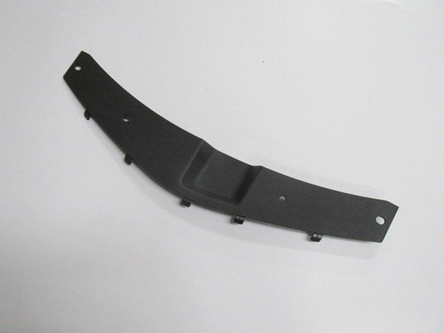 TOYOTA-COROLLA--NDE180--13/18;-GRILLE-UPPER-MOULDING