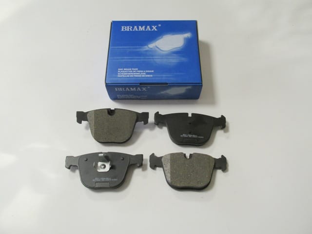 BMW X5- E70- 07/13; ARKA FREN BALATASI (KABLOSUZ)(DİSK)(140.6x67.6x15.9)(BRAMAX)