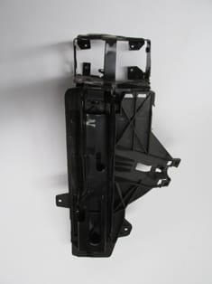 BMW 5 SERI- F10- 10/16; FAR ALT BAĞLANTI BRAKETİ SOL (PLASTİK BRAKETİ İLE BİRLİKTE) (TW)