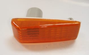 MERCEDES E CLASS- W124- 93/95; ÇAMURLUK SINYALI SARI SAG/SOL AYNI (ADET)(FAMELLA)