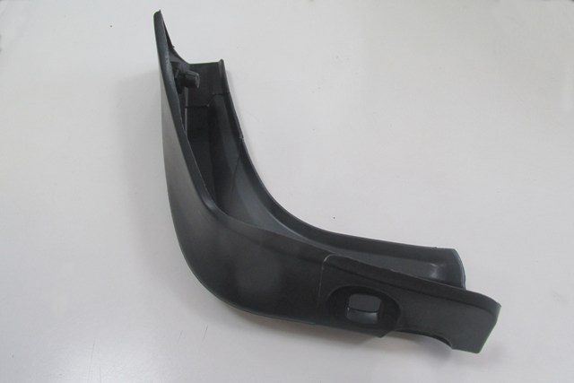 MERCEDES-E-CLASS--W124--93/95;-REAR-FENDER-MOULDING-RH