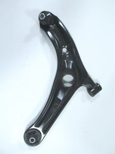 TOYOTA YARIS- 00/02; ÖN ALT TABLA SOL (SALINCAK) BURÇLU/ROTİLLİ (DAMLA GÖZSÜZ) (SH)