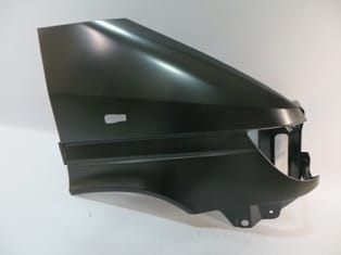 MERCEDES SPRINTER- 00/07; ÖN ÇAMURLUK DELİKLİ SAĞ (FAR YUVA SACI İLE BİRLİKTE)TURBO DELİKLİ (TYG)