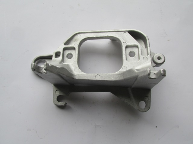 NISSAN-QASHQAI--J11--14/21;-ENGINE-MOUNTING-(ALUMINUM)