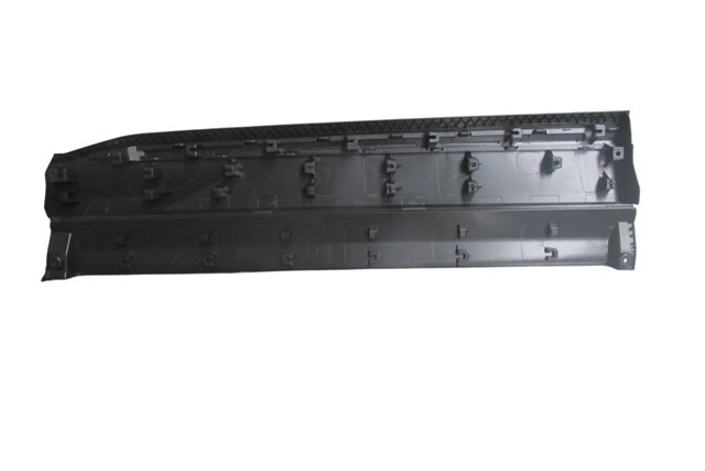 Byd Seal (2022+) U Ön Kapı Bandı Sağ Siyah/Gri Çıtalı (SA3HK5402840)