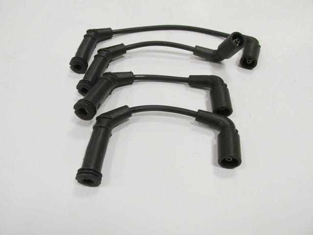 CHEVROLET AVEO- SD/HB- 05/08; BUJİ KABLOSU TAKIM (8V)1.2 cc (YOW JUNG)