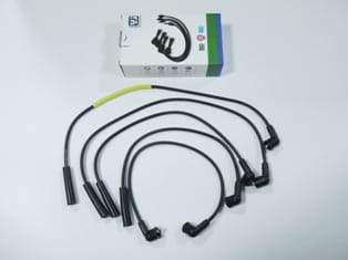 SUZUKI SWIFT- SD/HB- 89/96; BUJİ KABLOSU TAKIM (16V)SF413(G13A)1.3 cc (YOW JUNG)