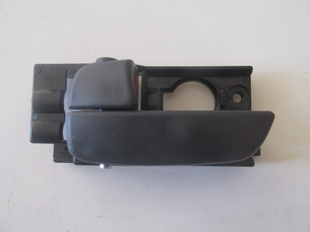 HYUNDAI-ACCENT--ERA--06/12;-FRONT-DOOR-INSIDE-HANDLE-LH-BLACK