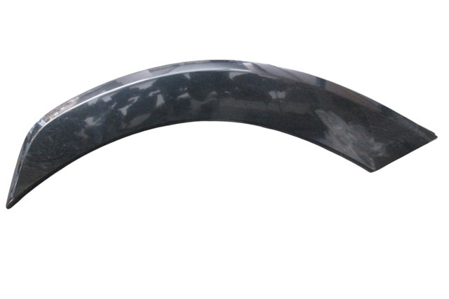 MG- HS- 24/25; ARKA ÇAMURLUK DODİK PLASTİĞİ SOL PARLAK SİYAH (KAPI YANI) (TW)
