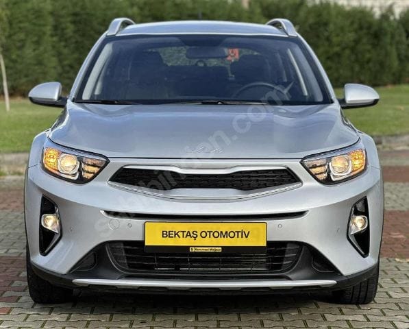 KIA STONIC- 18/24; ARAÇ BİLGİLERİ VE RESİMLERİ