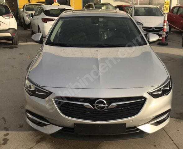 OPEL INSIGNIA- 17/20; ARAÇ BİLGİLERİ VE RESİMLERİ