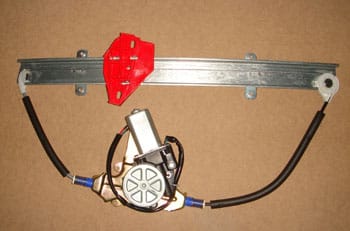 FORD MONDEO- 97/00; ÖN CAM KRIKOSU SAG ELEKTRIKLI/MOTORLU (TW)