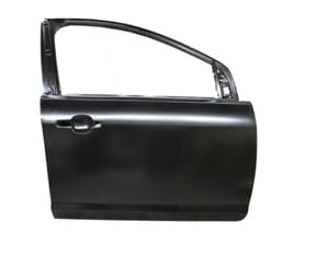 FORD FOCUS- SD/HB- 05/07; ÖN KAPI KOMPLE SAĞ SİYAH BAND DELİKSİZ (İCELİ/ÇEKOMASTİKLİ) (TW)
